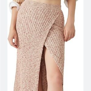 Free people women’s knit ribbed maxi skirt with front split.